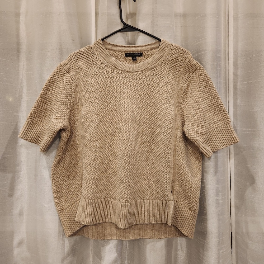 Banana Republic Beige Short Sleeve Knit‎ Pullover Sweater Woman's Size Small